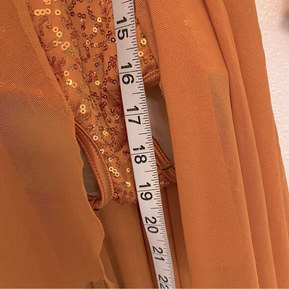 Weissman solo Dance costume orange sequin lyrical Island
10376 SC-Small child 6 - Picture 8 of 12